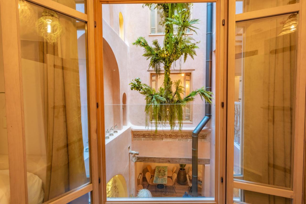 Mama Lova Hotel, Riad, Restaurant & 5*