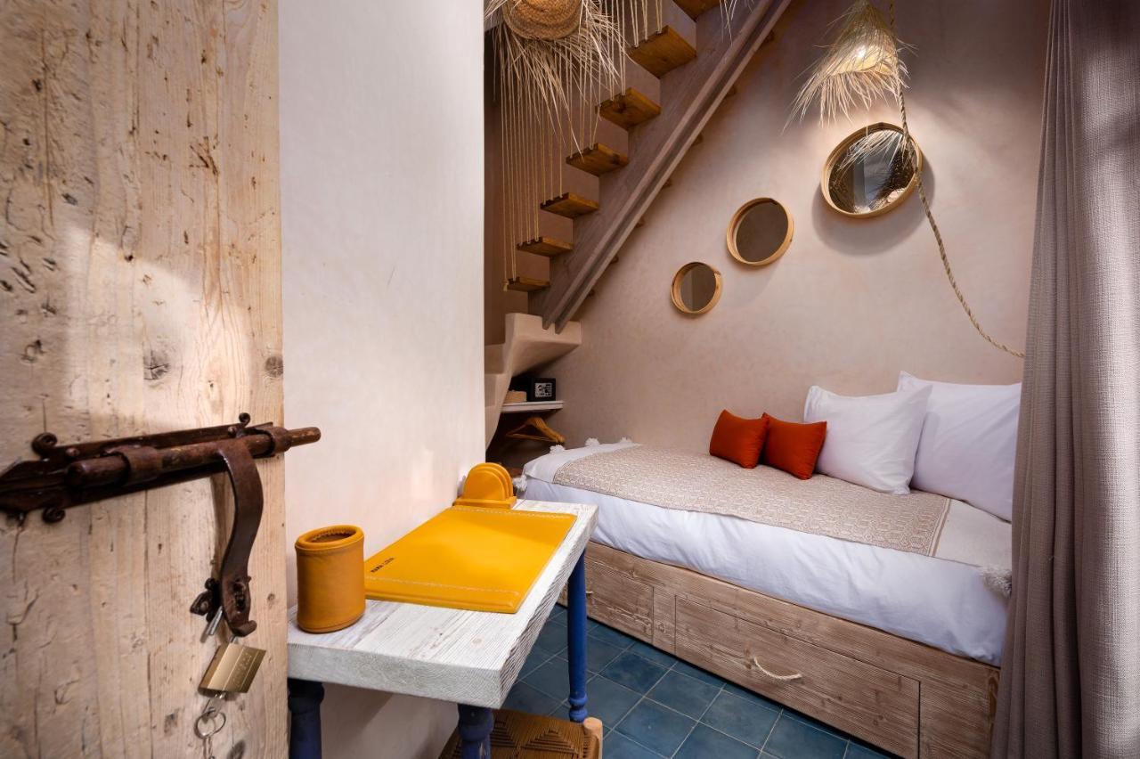 Riad Mama Lova Hotel, Riad, Restaurant & 5*