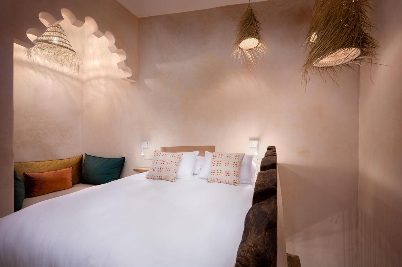 Mama Lova Hotel, Riad, Restaurant & Riad