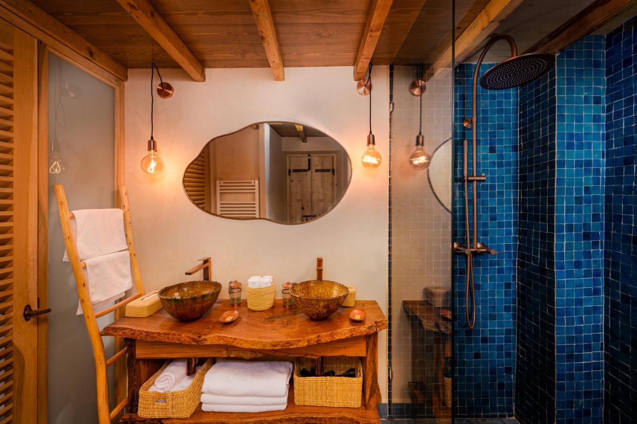 Mama Lova Hotel, Riad, Restaurant & Riad 5*
